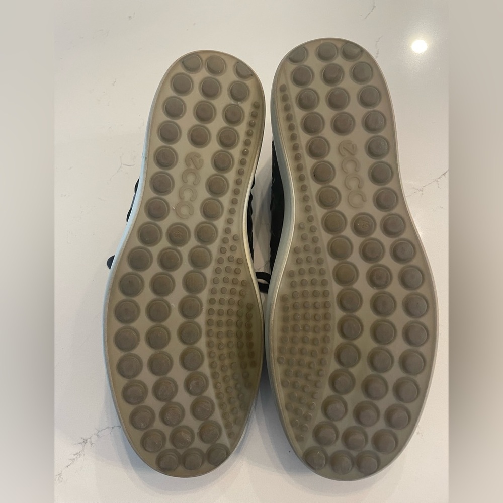 ecco black leather sandals